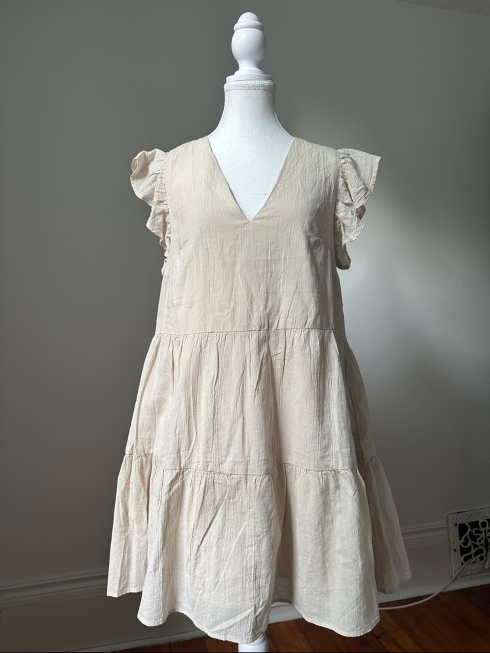 H&M Cream Ruffle Sleeve Mini Dress - Picture 2 of 5